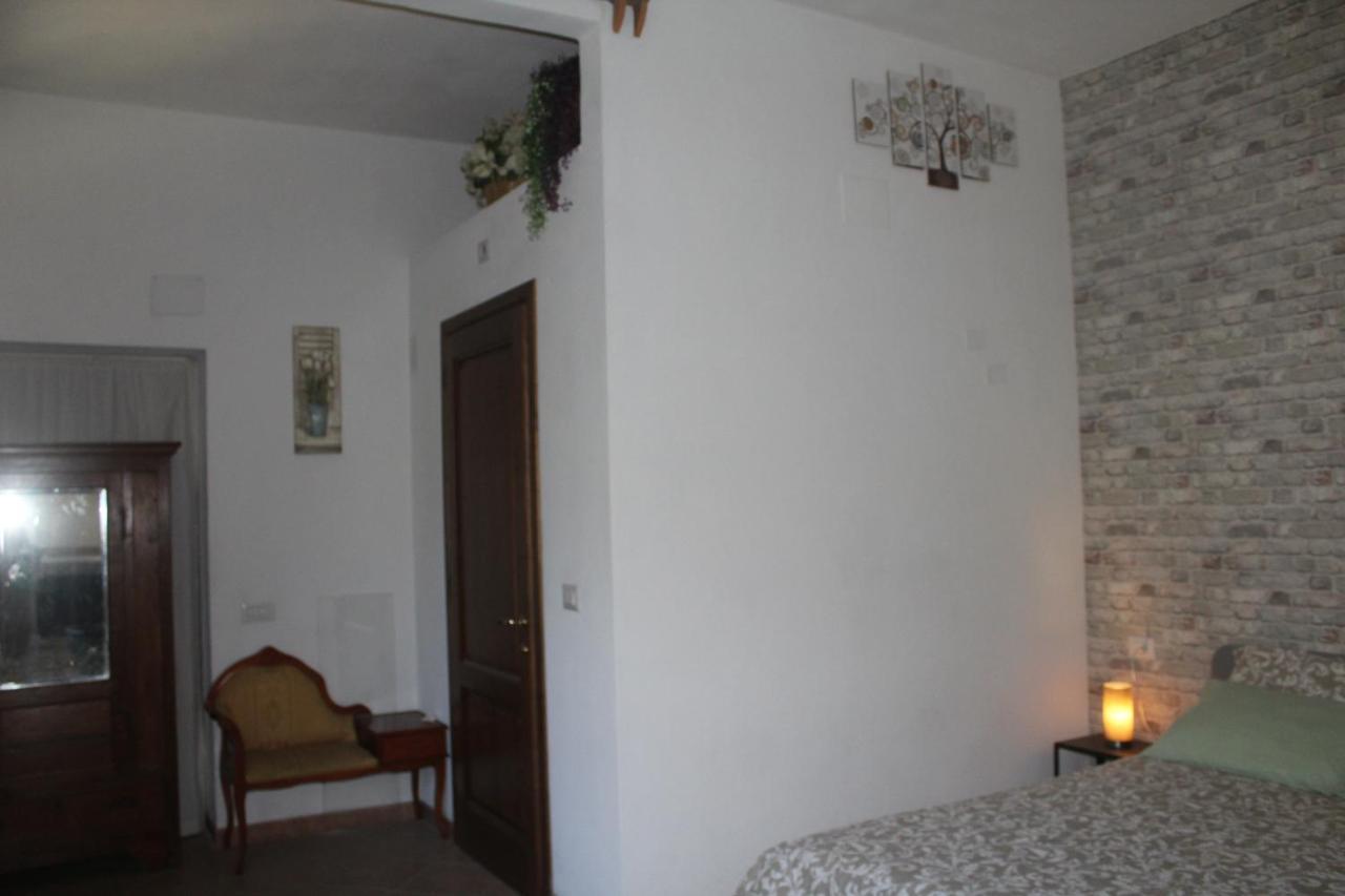 Agriturismo Podere I' Caldino Troghi Exterior foto